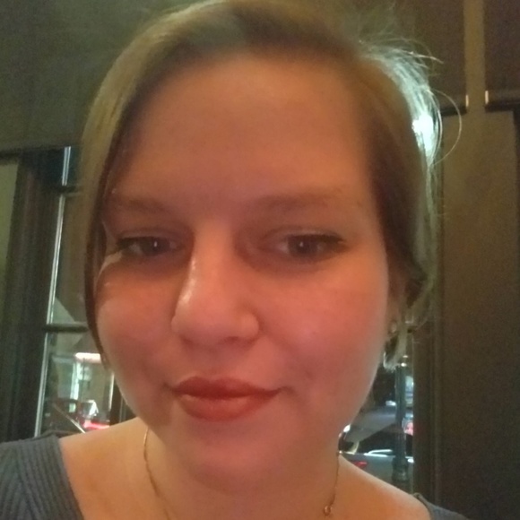 Meet your Posher, Kaitlyn - Picture 1 of 1